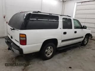 ✅ 2002 Chevrolet Suburban LT • VIN: 1GNEC16Z02J309948 • Lot: 73720014. Wystawiony na Copart z przebiegiem 194 707 mil. Bezpłatny archiwum sprzedaży aukcyjnych z USA i szczegółowy raport historii pojazdu na DreamBid. Zdjęcie 3.