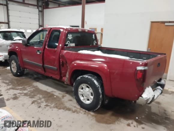 ✅ 2004 Chevrolet Colorado LS Z71 • VIN: 1GCDT196048190573 • Lot: 41344064. Listed on IAAI with 292,346 mi. Free auction sales archive from the USA and detailed vehicle history report at DreamBid. Image 3.