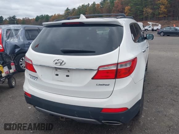 ✅ 2013 Hyundai Santa Fe Limited • VIN: KM8SR4HF0DU002971 • Lot: 43569007. Listed on IAAI with 119,350 mi. Free auction sales archive from the USA and detailed vehicle history report at DreamBid. Image 16.