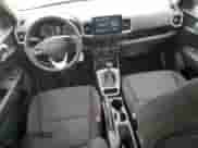 2022 Hyundai Venue SE with VIN KMHRB8A39NU175917, listed as a Copart auction lot 72757694 with 20,776 mi miles and Salvage title. Bid and sale history available at DreamBid. Image 8.