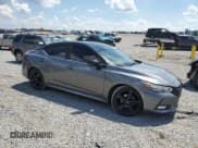 ✅ 2023 Nissan Sentra SR • VIN: 3N1AB8DV5PY250307 • Lot: 69083395. Wystawiony na Copart z przebiegiem 63 374 mil. Bezpłatny archiwum sprzedaży aukcyjnych z USA i szczegółowy raport historii pojazdu na DreamBid. Zdjęcie 4.