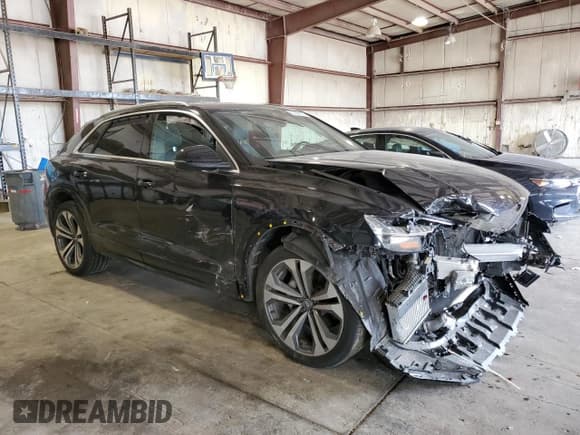 ✅ 2019 Audi Q8 Prestige • VIN: WA1CVAF12KD045421 • Лот: 67600015. Опубликован ранее на Copart с пробегом 32 115 миль. Бесплатный доступ к архиву аукционных продаж из США и подробный отчёт об истории автомобиля на DreamBid. Изображение 4.