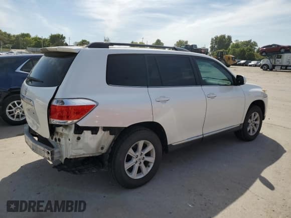 ✅ 2013 Toyota Highlander SE • VIN: 5TDZK3EH7DS129289 • Лот: 81908915. Опубликован ранее на Copart с пробегом 195 799 миль. Бесплатный доступ к архиву аукционных продаж из США и подробный отчёт об истории автомобиля на DreamBid. Изображение 3.