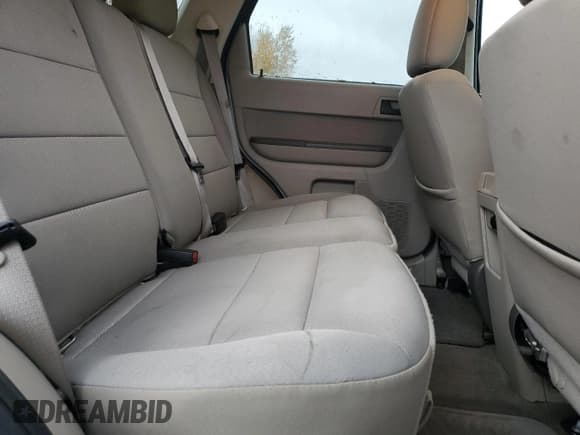 ✅ 2010 Ford Escape Hybrid • VIN: 1FMCU5K38AKC05671 • Lot: 91097215. Wystawiony na Copart z przebiegiem 182 029 mil. Bezpłatny archiwum sprzedaży aukcyjnych z USA i szczegółowy raport historii pojazdu na DreamBid. Zdjęcie 11.