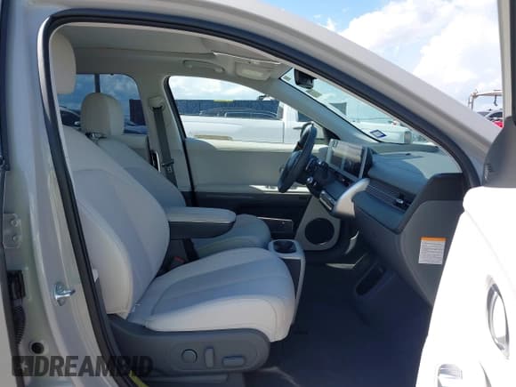 ✅ 2023 Hyundai Ioniq 5 Limited • VIN: KM8KRDAF9PU229655 • Lot: 42949861. Listed on IAAI with 3,318 mi. Free auction sales archive from the USA and detailed vehicle history report at DreamBid. Image 5.