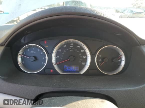 ✅ 2010 Hyundai Sonata GLS • VIN: 5NPET4AC2AH656721 • Lot: 80732015. Listed on Copart with 205,552 mi miles. Access the free auction sales archive from the USA and view a detailed vehicle history report at DreamBid. Image 9.