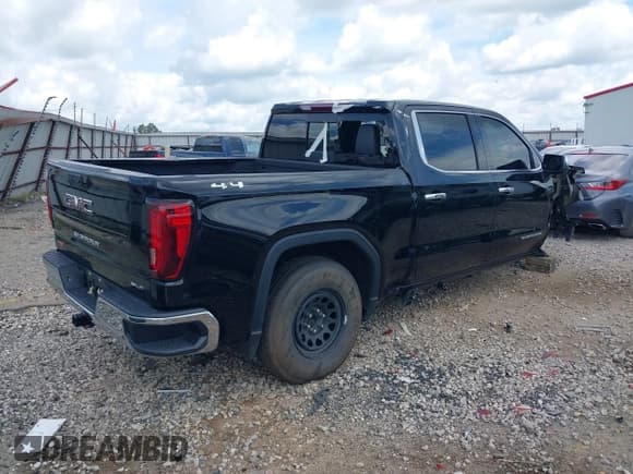 ✅ 2022 GMC Sierra 1500 SLT • VIN: 3GTUUDED3NG658066 • Лот: 42560099. Опубликован ранее на IAAI с пробегом 35 452 миль. Бесплатный доступ к архиву аукционных продаж из США и подробный отчёт об истории автомобиля на DreamBid. Изображение 4.