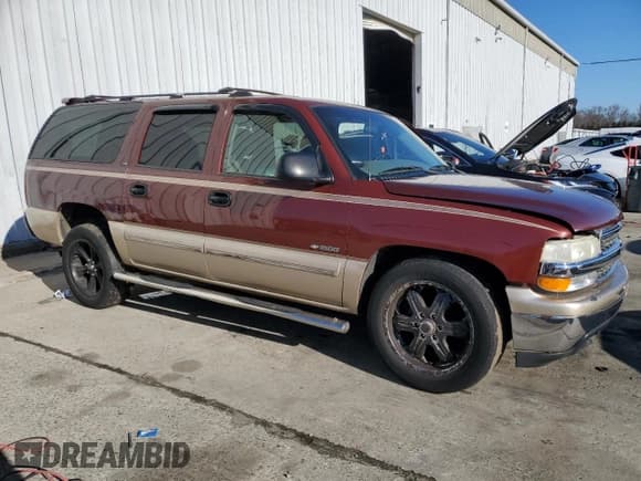 ✅ 2000 Chevrolet Suburban LT • VIN: 3GNEC16T0YG204106 • Лот: 82812134. Опубликован ранее на Copart с пробегом 211 674 миль. Бесплатный доступ к архиву аукционных продаж из США и подробный отчёт об истории автомобиля на DreamBid. Изображение 4.