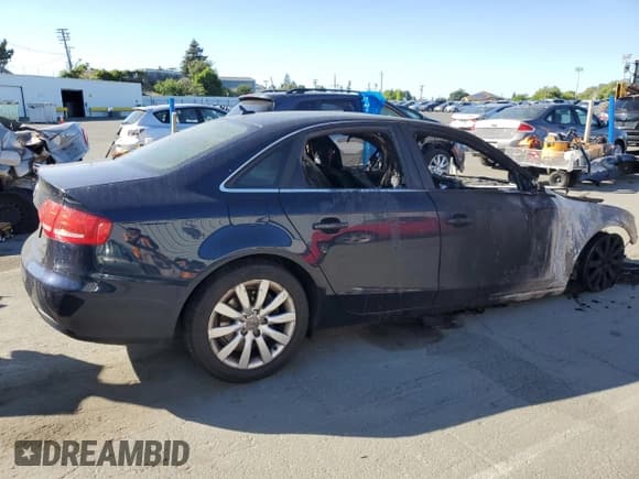 ✅ 2010 Audi A4 Premium Plus • VIN: WAUEFAFL3AN001933 • Lot: 58337385. Listed on Copart with Not provided. Free auction sales archive from the USA and detailed vehicle history report at DreamBid. Image 3.