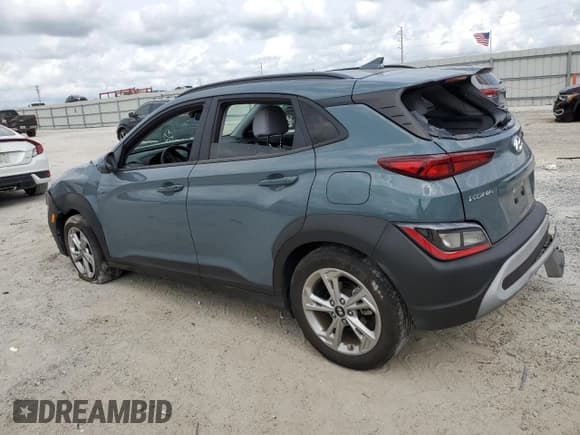 ✅ 2022 Hyundai Kona SEL • VIN: KM8K32AB5NU897050 • Лот: 73020154. Опубликован ранее на Copart с пробегом 24 915 миль. Бесплатный доступ к архиву аукционных продаж из США и подробный отчёт об истории автомобиля на DreamBid. Изображение 2.