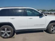 ✅ 2025 Jeep Grand Cherokee Limited • VIN: 1C4RJHBG7SC272351 • Lot: 42331840. Listed on IAAI with 13,862 mi. Free auction sales archive from the USA and detailed vehicle history report at DreamBid. Image 13.