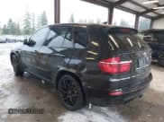 ✅ 2013 BMW X5 M • VIN: 5YMGY0C54DLL15734 • Lot: 43678676. Wystawiony na IAAI z przebiegiem 99 167 mil. Bezpłatny archiwum sprzedaży aukcyjnych z USA i szczegółowy raport historii pojazdu na DreamBid. Zdjęcie 3.