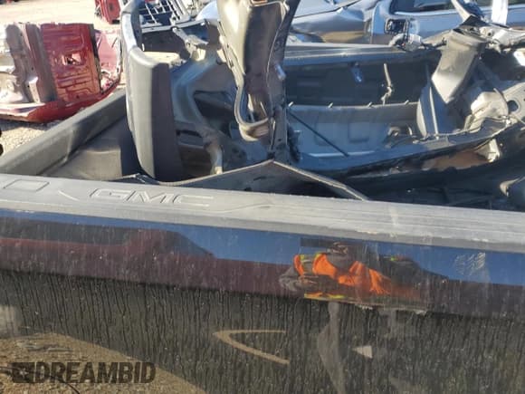 ✅ 2018 Chevrolet Silverado 1500 • VIN: N0V1N0NPART • Лот: 43236905. Опубликован ранее на Copart с пробегом Не указан. Бесплатный доступ к архиву аукционных продаж из США и подробный отчёт об истории автомобиля на DreamBid. Изображение 9.