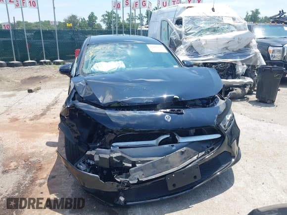 ✅ 2019 Mercedes-Benz A 220 • VIN: WDD3G4EB8KW034753 • Lot: 42681278. Listed on IAAI with 66,088 mi. Free auction sales archive from the USA and detailed vehicle history report at DreamBid. Image 12.