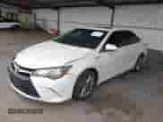 2015 Toyota Camry LE z VIN 4T1BD1FK2FU142956, wystawiony jako IAAI lot #42068502 z przebiegiem 104 135 mil mil oraz . Historia ofert i sprzedaży dostępna na DreamBid. Obrazek 2.