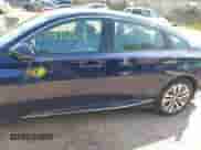 2018 Honda Accord EX-L z VIN 1HGCV3F52JA003319, wystawiony jako IAAI lot #43196824 z przebiegiem 69 603 mil mil oraz . Historia ofert i sprzedaży dostępna na DreamBid. Obrazek 14.