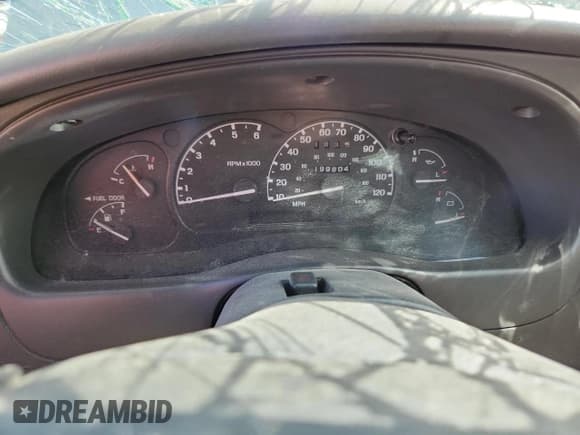 ✅ 2002 Ford Ranger XL • VIN: 1FTYR10D32PB09824 • Lot: 82225865. Wystawiony na Copart z przebiegiem 199 804 mil. Bezpłatny archiwum sprzedaży aukcyjnych z USA i szczegółowy raport historii pojazdu na DreamBid. Zdjęcie 9.