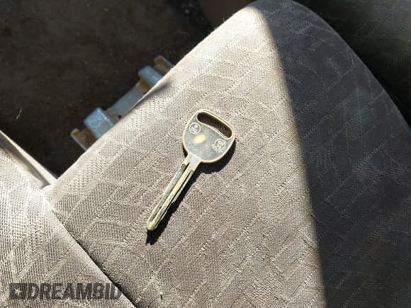 ✅ 2005 Chevrolet Colorado LS Z85 • VIN: 1GCCS148358275254 • Lot: 41381187. Listed on IAAI with 219,149 mi. Free auction sales archive from the USA and detailed vehicle history report at DreamBid. Image 11.