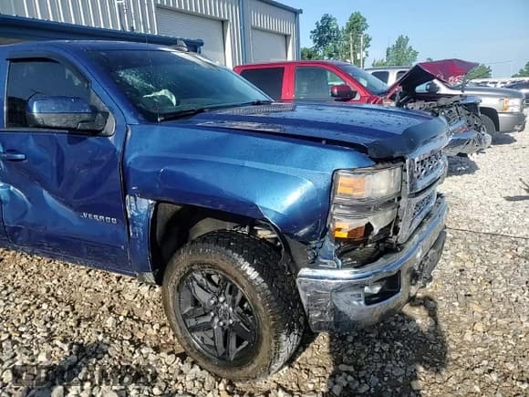 ✅ 2015 Chevrolet Silverado 1500 LT • VIN: 1GCVKREC1FZ429093 • Лот: 61776155. Опубликован ранее на Copart с пробегом 119 517 миль. Бесплатный доступ к архиву аукционных продаж из США и подробный отчёт об истории автомобиля на DreamBid. Изображение 13.