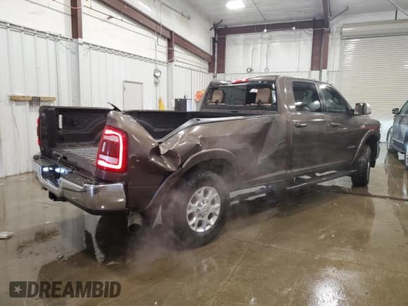✅ 2019 Ram 3500 • VIN: 3C63R3JJXKG575871 • Lot: 87378114. Wystawiony na Copart z przebiegiem 54 473 mil. Bezpłatny archiwum sprzedaży aukcyjnych z USA i szczegółowy raport historii pojazdu na DreamBid. Zdjęcie 3.