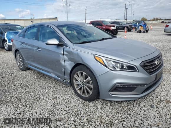 2015 Hyundai Sonata Limited z VIN 5NPE34AF7FH072199, wystawiony jako Copart lot #86551605 z przebiegiem 73 437 mil mil oraz Szkoda całkowita • Salvage title. Historia ofert i sprzedaży dostępna na DreamBid. Obrazek 4.