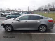 ✅ 2017 Kia Optima LX • VIN: 5XXGT4L31HG150230 • Lot: 43649781. Wystawiony na IAAI z przebiegiem 160 304 mil. Bezpłatny archiwum sprzedaży aukcyjnych z USA i szczegółowy raport historii pojazdu na DreamBid. Zdjęcie 14.