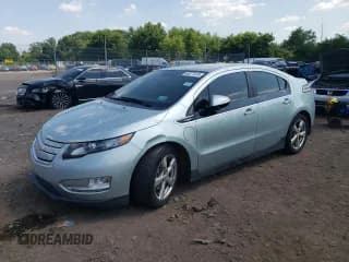 ✅ 2013 Chevrolet Volt • VIN: 1G1RD6E46DU126400 • Lot: 60077474. Wystawiony na Copart z przebiegiem 73 887 mil. Bezpłatny archiwum sprzedaży aukcyjnych z USA i szczegółowy raport historii pojazdu na DreamBid. Zdjęcie 1.