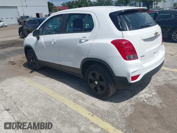 ✅ 2020 Chevrolet Trax LS • VIN: 3GNCJKSB2LL126640 • Lot: 42547540. Listed on IAAI with 86,058 mi. Free auction sales archive from the USA and detailed vehicle history report at DreamBid. Image 3.