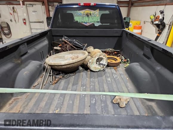 ✅ 2009 Chevrolet Silverado 2500HD Work Truck • VIN: 1GCHK44K59F190307 • Lot: 93268575. Listed on Copart with 112,704 mi. Free auction sales archive from the USA and detailed vehicle history report at DreamBid. Image 10.