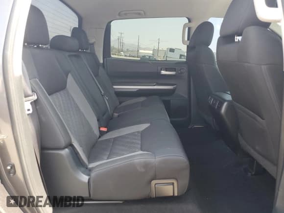 ✅ 2016 Toyota Tundra SR5 • VIN: 5TFEM5F11GX098481 • Лот: 58355615. Опубликован ранее на Copart с пробегом 134 077 миль. Бесплатный доступ к архиву аукционных продаж из США и подробный отчёт об истории автомобиля на DreamBid. Изображение 10.