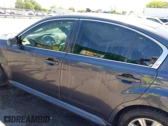 ✅ 2010 Subaru Legacy Premium • VIN: 4S3BMBB65A3231888 • Lot: 42525521. Listed on IAAI with 255,751 mi. Free auction sales archive from the USA and detailed vehicle history report at DreamBid. Image 14.