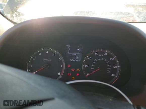 ✅ 2017 Hyundai Accent SE • VIN: KMHCT5AE4HU300166 • Лот: 73741734. Опубликован ранее на Copart с пробегом 125 955 миль. Бесплатный доступ к архиву аукционных продаж из США и подробный отчёт об истории автомобиля на DreamBid. Изображение 9.