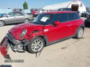 ✅ 2015 MINI Hardtop S • VIN: WMWXP7C59F2A39175 • Лот: 43252343. Опубликован ранее на IAAI с пробегом 99 770 миль. Бесплатный доступ к архиву аукционных продаж из США и подробный отчёт об истории автомобиля на DreamBid. Изображение 2.