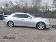 ✅ 2008 Lexus LS 460 • VIN: JTHBL46F985063260 • Lot: 43790797. Wystawiony na IAAI z przebiegiem Nie podano. Bezpłatny archiwum sprzedaży aukcyjnych z USA i szczegółowy raport historii pojazdu na DreamBid. Zdjęcie 14.
