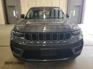 ✅ 2022 Jeep Grand Cherokee Altitude • VIN: 1C4RJHAG7N8592259 • Лот: 89513645. Опубликован ранее на Copart с пробегом 123 591 миль. Бесплатный доступ к архиву аукционных продаж из США и подробный отчёт об истории автомобиля на DreamBid. Изображение 5.