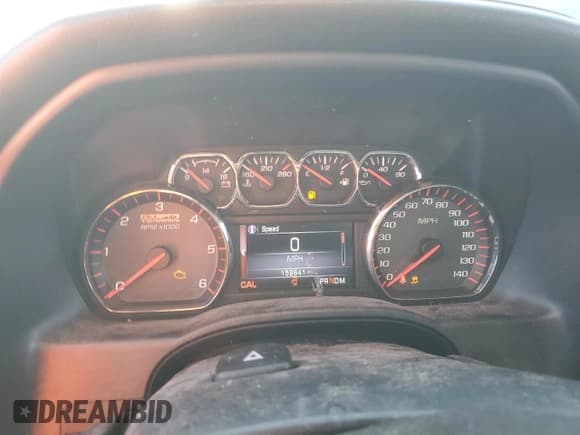 ✅ 2015 GMC Sierra 1500 SLT • VIN: 3GTU2VEJ7FG528102 • Лот: 69580715. Опубликован ранее на Copart с пробегом 159 641 миль. Бесплатный доступ к архиву аукционных продаж из США и подробный отчёт об истории автомобиля на DreamBid. Изображение 9.