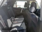 ✅ 2017 Toyota 4Runner SR5 • VIN: JTEZU5JR9H5150429 • Lot: 61405865. Wystawiony na Copart z przebiegiem 120 128 mil. Bezpłatny archiwum sprzedaży aukcyjnych z USA i szczegółowy raport historii pojazdu na DreamBid. Zdjęcie 11.