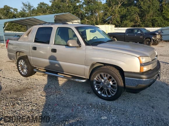 ✅ 2006 Chevrolet Avalanche Z66 • VIN: 3GNEC12Z86G154031 • Lot: 70955375. Listed on Copart with 177,730 mi. Free auction sales archive from the USA and detailed vehicle history report at DreamBid. Image 4.