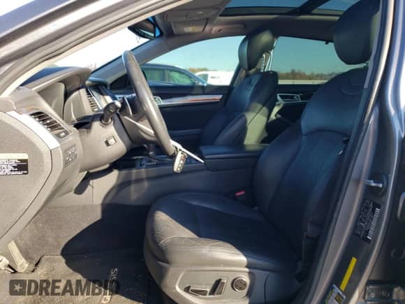 2016 Hyundai Genesis 3.8L z VIN KMHGN4JE1GU125413, wystawiony jako Copart lot #77547004 z przebiegiem 107 578 mil mil oraz Szkoda całkowita • Salvage title. Historia ofert i sprzedaży dostępna na DreamBid. Obrazek 7.