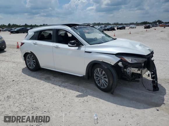 ✅ 2023 Infiniti QX50 Luxe • VIN: 3PCAJ5BA6PF115234 • Lot: 68912364. Listed on Copart with 10,309 mi. Free auction sales archive from the USA and detailed vehicle history report at DreamBid. Image 4.