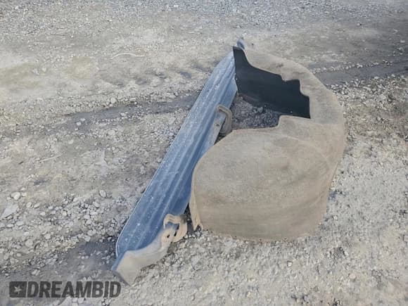 ✅ 2016 GMC Yukon SLT • VIN: 1GKS2BKC4GR441162 • Lot: 94142795. Wystawiony na Copart z przebiegiem 128 039 mil. Bezpłatny archiwum sprzedaży aukcyjnych z USA i szczegółowy raport historii pojazdu na DreamBid. Zdjęcie 13.