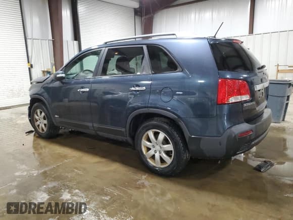 ✅ 2011 Kia Sorento LX • VIN: 5XYKTDA19BG021165 • Lot: 53826625. Listed on Copart with 277,180 mi. Free auction sales archive from the USA and detailed vehicle history report at DreamBid. Image 2.