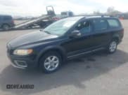 ✅ 2008 Volvo XC70 • VIN: YV4BZ982X81014600 • Lot: 41905997. Listed on IAAI with 132,842 mi. Free auction sales archive from the USA and detailed vehicle history report at DreamBid. Image 2.