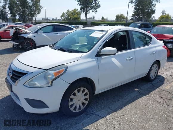 ✅ 2016 Nissan Versa SV • VIN: 3N1CN7AP2GL803329 • Лот: 43038369. Опубликован ранее на IAAI с пробегом 81 675 миль. Бесплатный доступ к архиву аукционных продаж из США и подробный отчёт об истории автомобиля на DreamBid. Изображение 18.