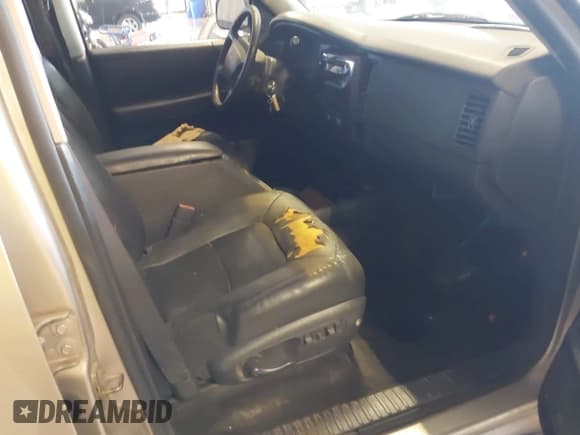 ✅ 2001 Dodge Durango • VIN: 1B4HR28N51F537348 • Lot: 42841234. Wystawiony na IAAI z przebiegiem 211 217 mil. Bezpłatny archiwum sprzedaży aukcyjnych z USA i szczegółowy raport historii pojazdu na DreamBid. Zdjęcie 5.