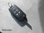 2013 Chevrolet Cruze 1LT z VIN 1G1PC5SB1D7232128, wystawiony jako IAAI lot #40415492 z przebiegiem 159 418 mil mil oraz . Historia ofert i sprzedaży dostępna na DreamBid. Obrazek 11.