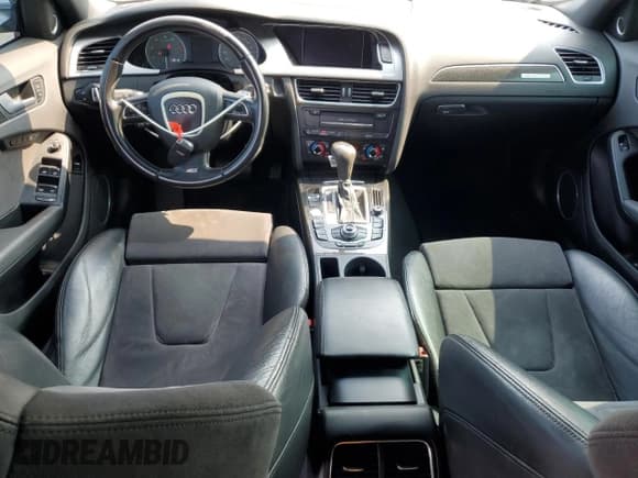 ✅ 2012 Audi S4 Premium Plus • VIN: WAUBGAFL7CA026456 • Лот: 60753925. Опубликован ранее на Copart с пробегом 102 663 миль. Бесплатный доступ к архиву аукционных продаж из США и подробный отчёт об истории автомобиля на DreamBid. Изображение 8.