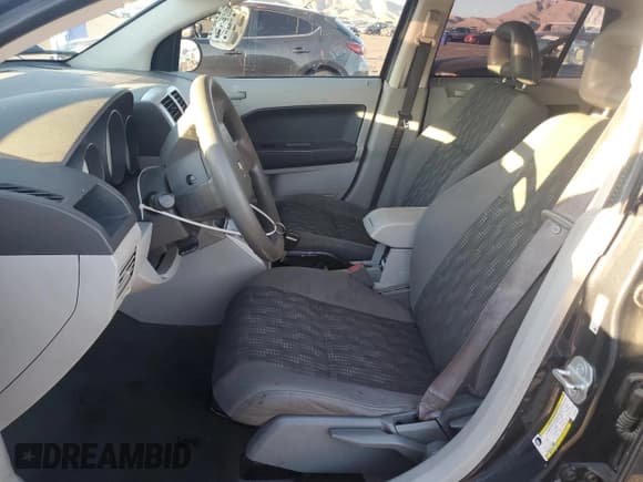 ✅ 2007 Dodge Caliber SXT • VIN: 1B3HB48B47D114274 • Лот: 83995264. Опубликован ранее на Copart с пробегом 157 295 миль. Бесплатный доступ к архиву аукционных продаж из США и подробный отчёт об истории автомобиля на DreamBid. Изображение 7.