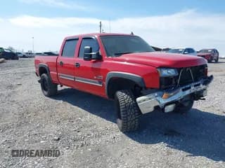 ✅ 2006 Chevrolet Silverado 2500HD LT1 • VIN: 1GCHK23D06F171442 • Лот: 41691533. Опубликован ранее на IAAI с пробегом 294 980 миль. Бесплатный доступ к архиву аукционных продаж из США и подробный отчёт об истории автомобиля на DreamBid. Изображение 1.
