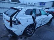 ✅ 2020 Volvo XC60 Momentum • VIN: YV4A22RKXL1597989 • Lot: 84382255. Listed on Copart with 117,804 mi. Free auction sales archive from the USA and detailed vehicle history report at DreamBid. Image 3.